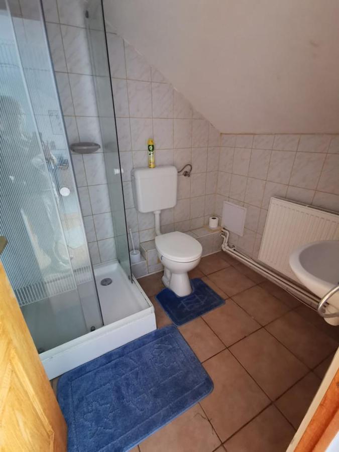 Kis Rigó vendégház Salgotarjan Exterior foto