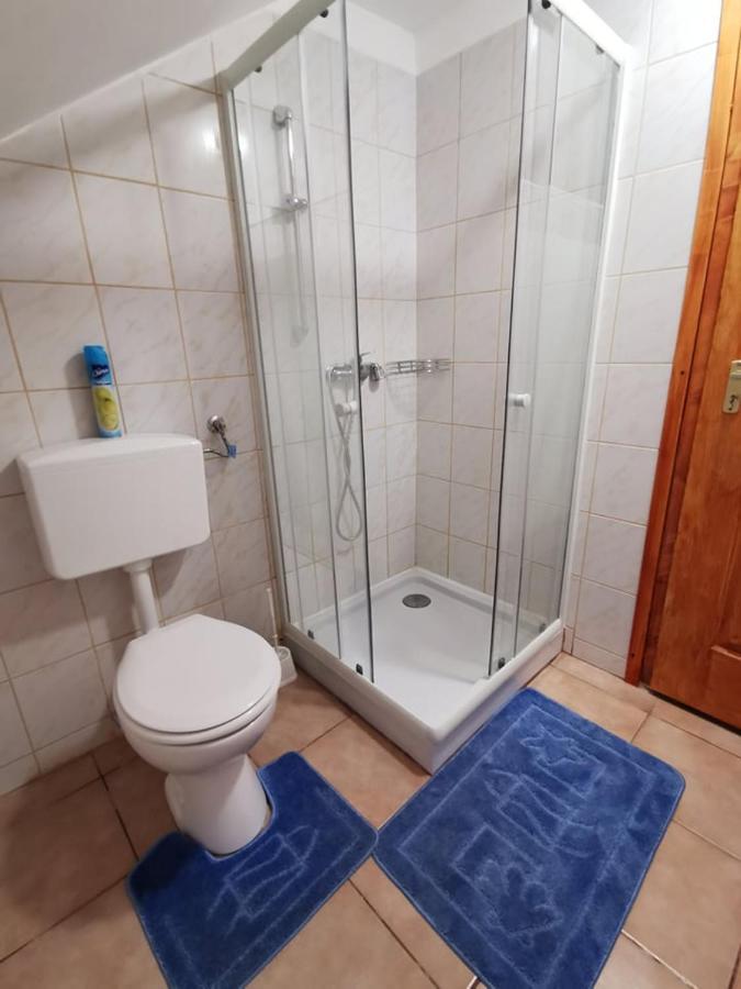 Kis Rigó vendégház Salgotarjan Exterior foto