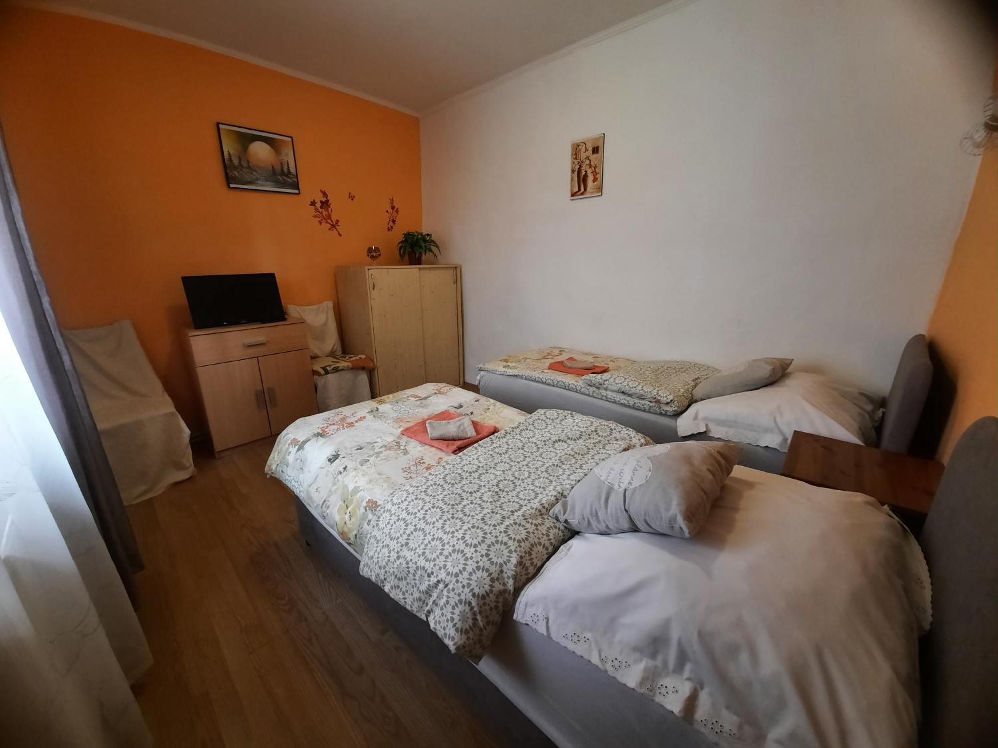 Kis Rigó vendégház Salgotarjan Exterior foto