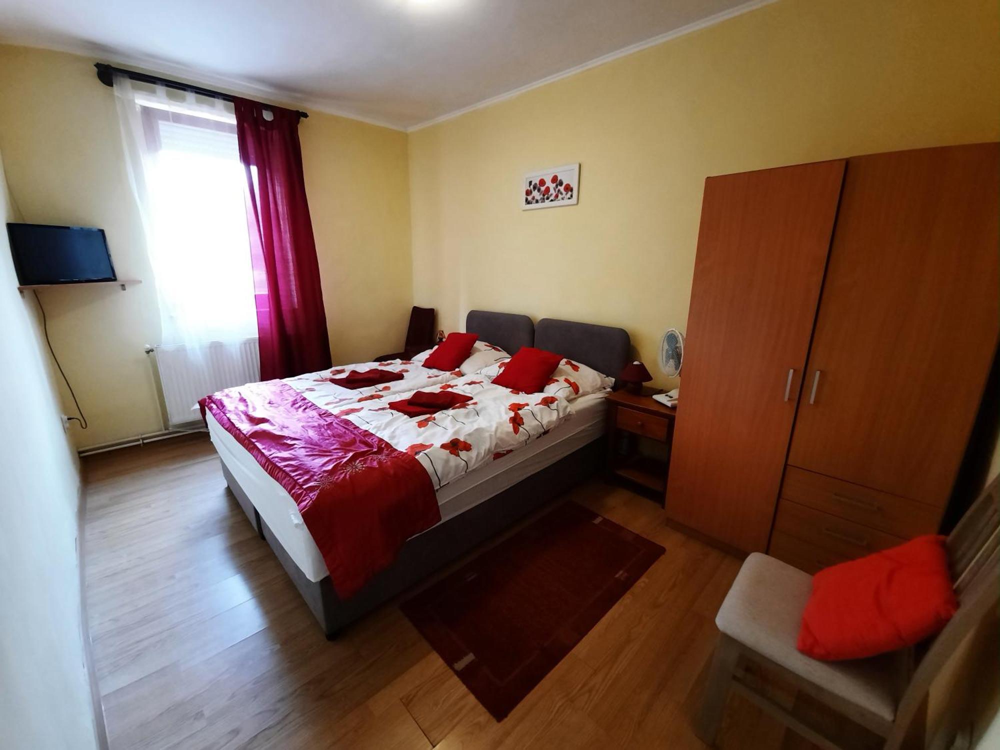 Kis Rigó vendégház Salgotarjan Exterior foto